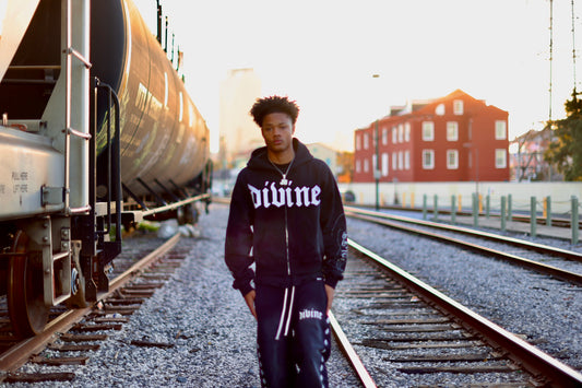 Divine Zip Up - BLACK